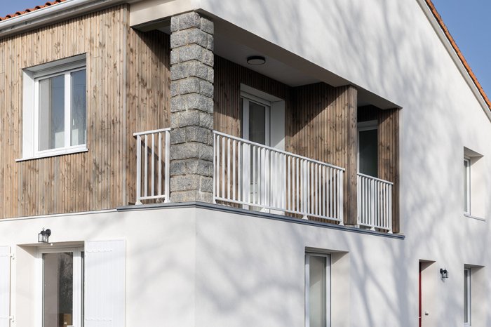 Isolation thermique par l’extérieur d’une maison en rénovation
