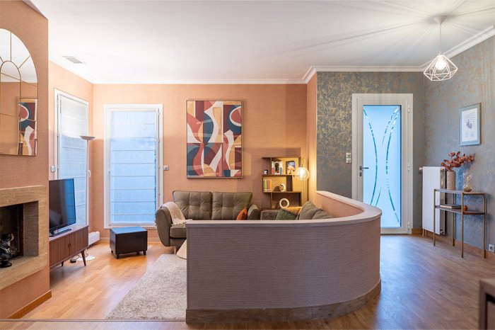 Rénovation intérieure chaleureuse et élégante